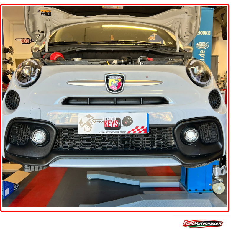 GRIGLIA CON CONVOGLIATORE D'ARIA PER 500 ABARTH